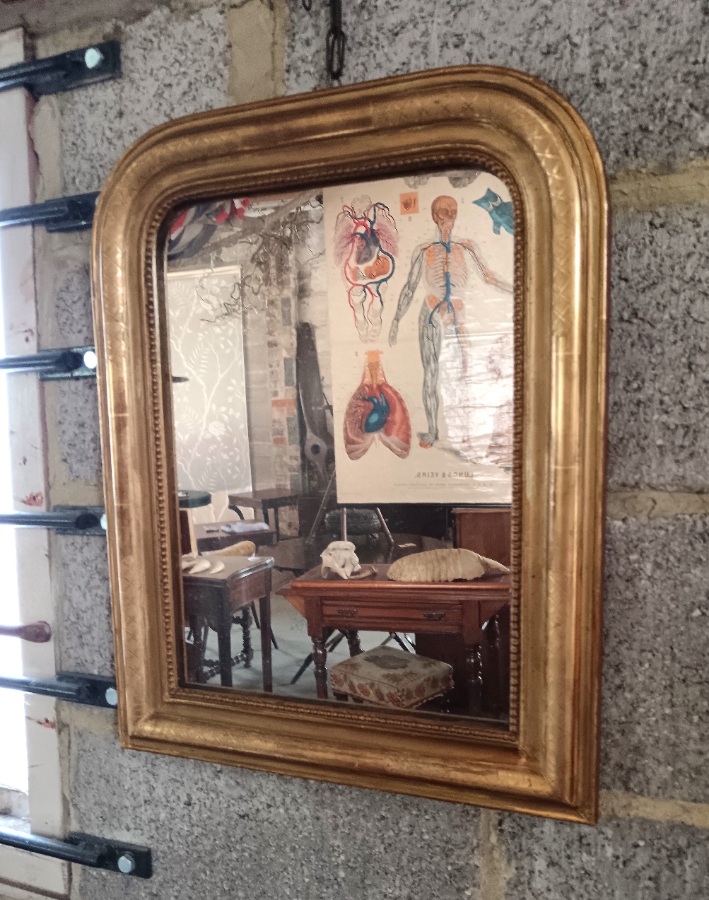 19th century French gilded mirror of small dimensions (2).jpg